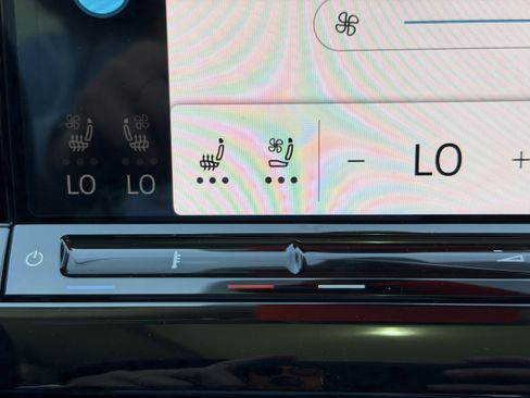 New 2026 Volkswagen Atlas SEL image 21