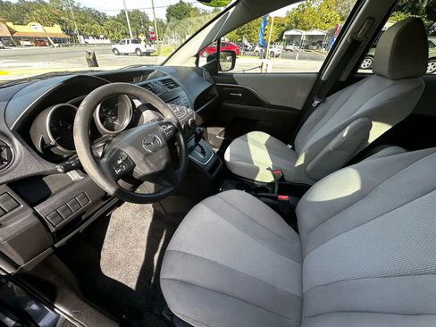 Used 2015 MAZDA MAZDA5 Sport image 11