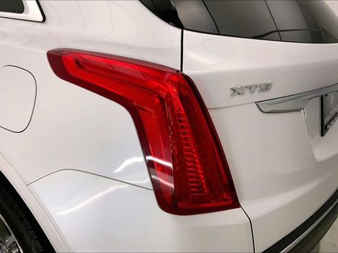 Used 2018 Cadillac XT5 Luxury w/ Driver Awareness Package image 28