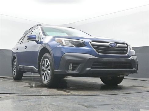 Used 2020 Subaru Outback Premium image 53