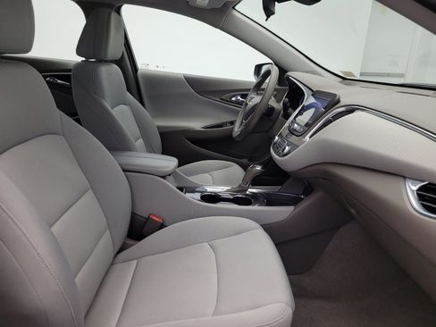 Used 2020 Chevrolet Malibu LT FWD image 21