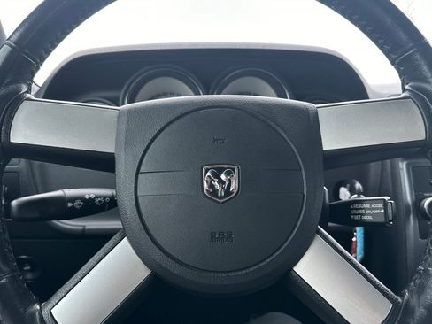 Used 2009 Dodge Challenger R/T image 20