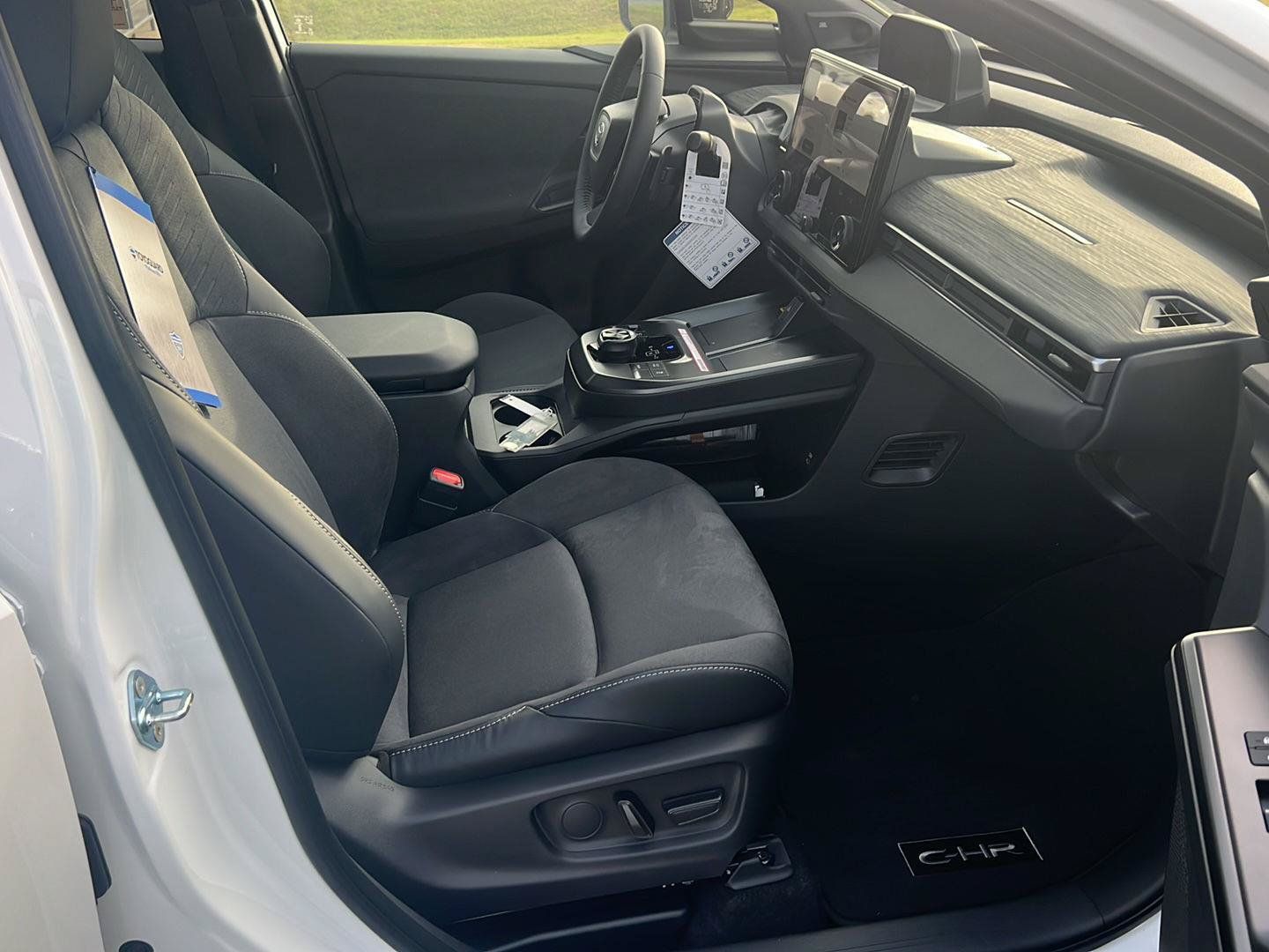 New 2026 Toyota C-HR AWD/4WD image 13