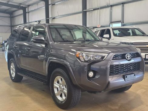 Used 2016 Toyota 4Runner SR5 Premium AWD/4WD image 3