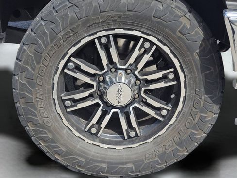 Used 2017 Ford F250 XLT AWD/4WD image 17