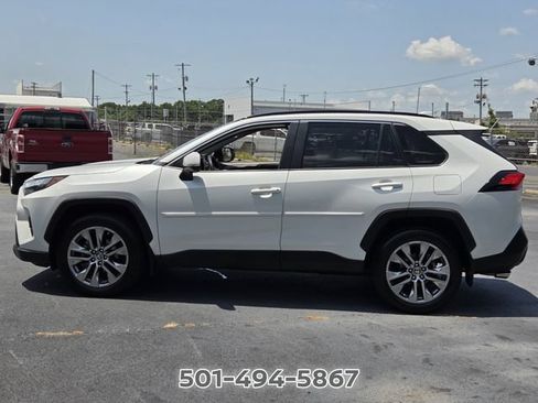 Used 2023 Toyota RAV4 XLE Premium FWD image 2