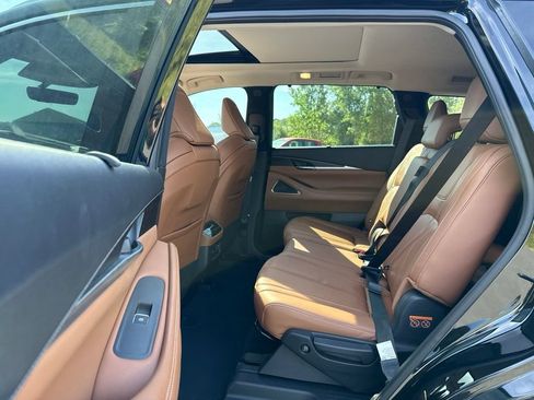 Used 2023 INFINITI QX60 Sensory w/ Cargo Package AWD/4WD image 25