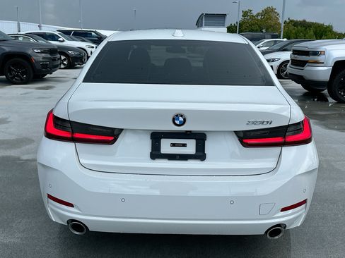 Used 2023 BMW 330i Sedan w/ Convenience Package RWD image 6
