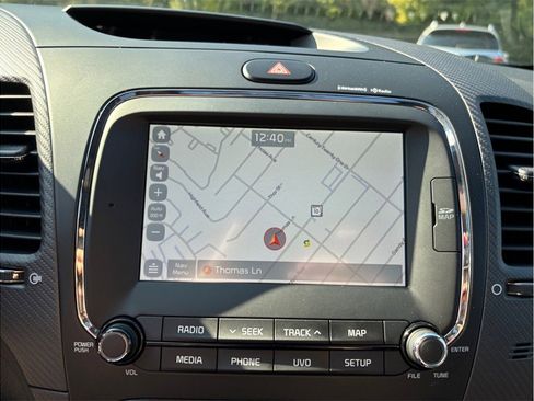 Used 2017 Kia Forte SX image 27