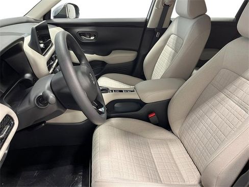 New 2026 Honda HR-V LX image 12