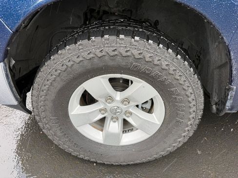 Used 2020 RAM 1500 Classic SLT image 16