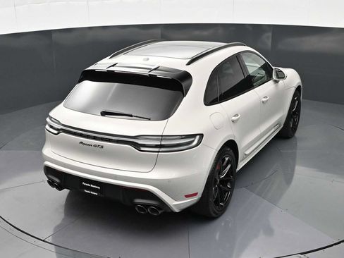 New 2026 Porsche Macan GTS AWD/4WD image 32