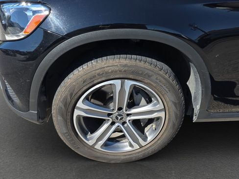 Used 2019 Mercedes-Benz GLC 300 image 4