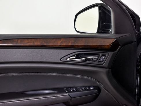 Used 2014 Cadillac SRX Luxury FWD image 18