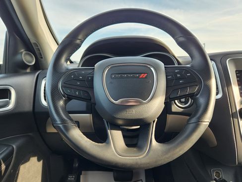 Used 2019 Dodge Durango AWD image 21
