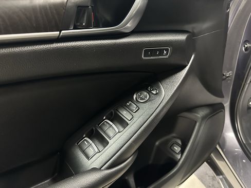 Used 2021 Honda Accord EX-L image 16