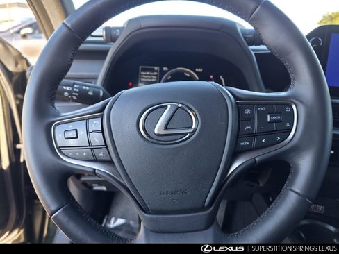 Used 2025 Lexus UX 300h FWD image 25