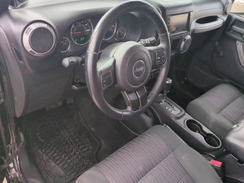 Used 2012 Jeep Wrangler Sport image 2