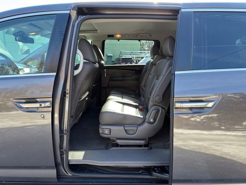 Used 2016 Honda Odyssey EX-L image 18