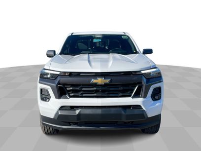 New 2025 Chevrolet Colorado W/T w/ Advanced Trailering Package