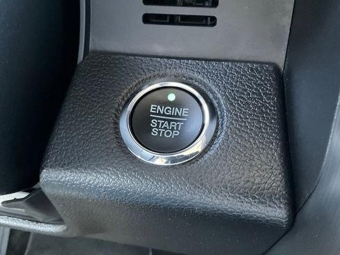 Used 2018 Ford Expedition Platinum image 29