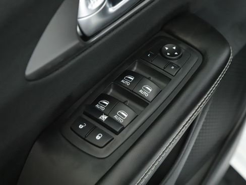 New 2026 Chrysler Pacifica Select image 7