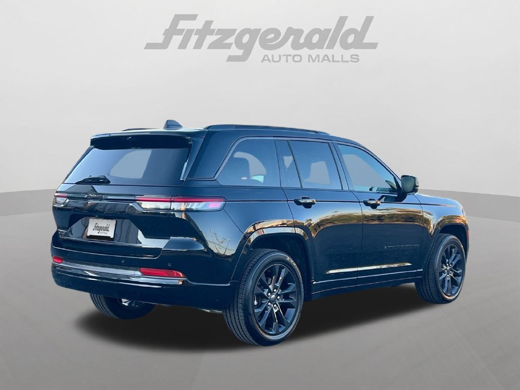 Used 2026 Jeep Grand Cherokee Limited AWD/4WD image 16