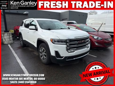 Used 2021 GMC Acadia SLE image 2