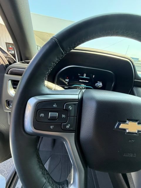 Used 2024 Chevrolet Tahoe LT w/ Luxury Package RWD image 10