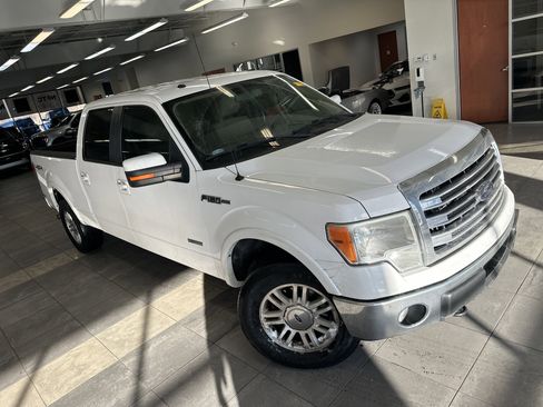 Used 2014 Ford F150 Lariat w/ Equipment Group 501A Mid image 10