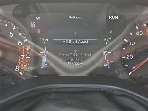 Used 2025 Jeep Compass Trailhawk AWD/4WD image 20