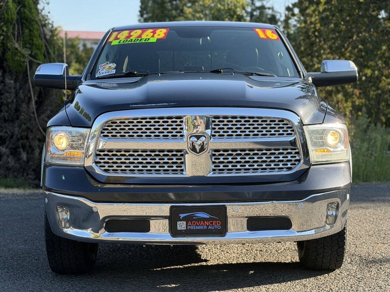 Used 2016 RAM 1500 Laramie w/ Convenience Group AWD/4WD image 2