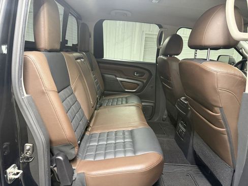 Used 2016 Nissan Titan Platinum Reserve AWD/4WD image 33