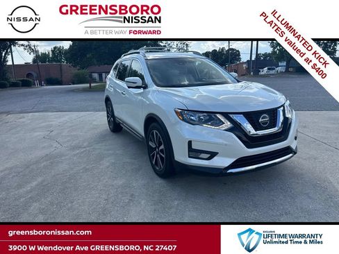 Used 2020 Nissan Rogue SL FWD image 1