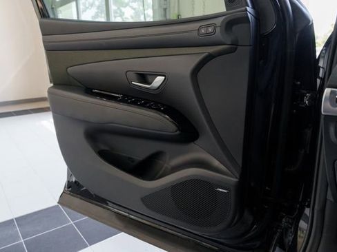 New 2025 Hyundai Santa Cruz Limited AWD/4WD image 17