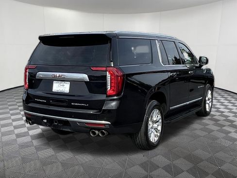 Used 2024 GMC Yukon XL Denali AWD/4WD image 6