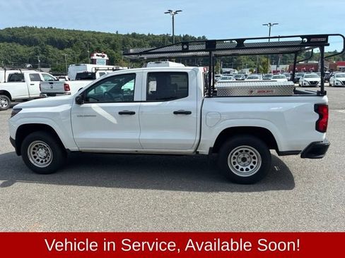 Used 2024 Chevrolet Colorado W/T w/ Safety Package RWD image 8