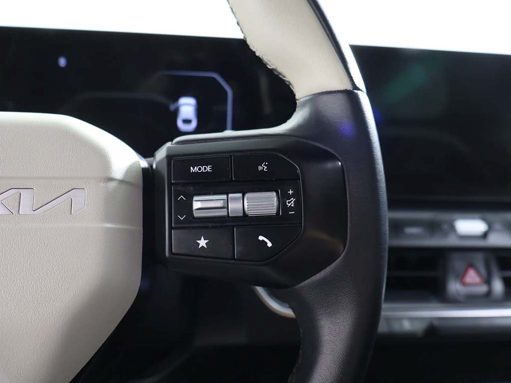 Used 2025 Kia K4 GT-Line Turbo FWD image 47