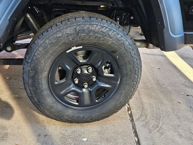 New 2026 Jeep Gladiator Sport AWD/4WD image 10