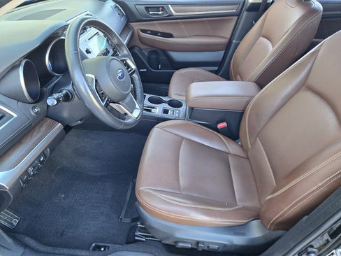 Used 2018 Subaru Outback 3.6R Touring image 21