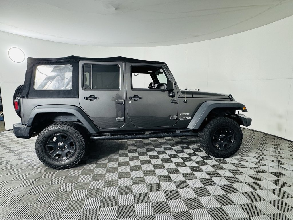 Used 2018 Jeep Wrangler Unlimited Sport w/ Connectivity Group AWD/4WD image 22