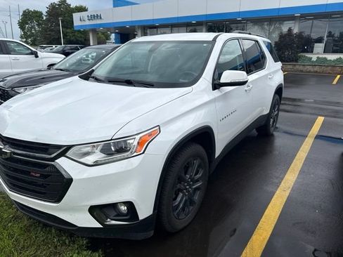 Used 2019 Chevrolet Traverse RS w/ LPO, Floor Liner Package AWD/4WD image 2
