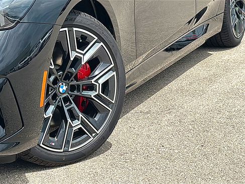 New 2027 BMW i5 eDrive40 w/ M Sport Package RWD image 3
