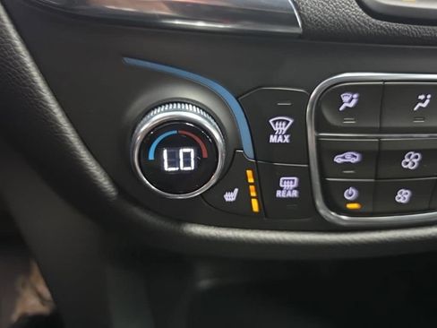 Certified 2024 Chevrolet Equinox LT FWD image 25
