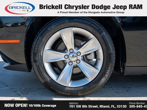 Used 2022 Dodge Challenger SXT image 28