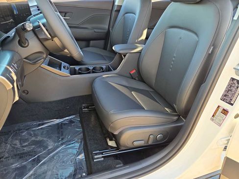 New 2026 Hyundai Kona SEL Premium image 16