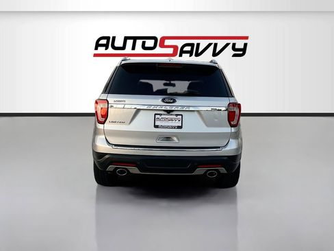 Used 2018 Ford Explorer Limited image 6