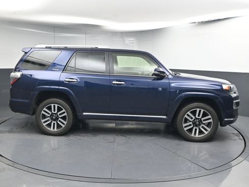 Used 2023 Toyota 4Runner Limited image 9