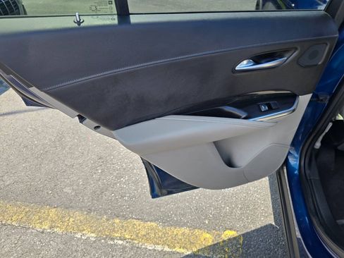 Used 2019 Cadillac XT4 Premium Luxury FWD image 27