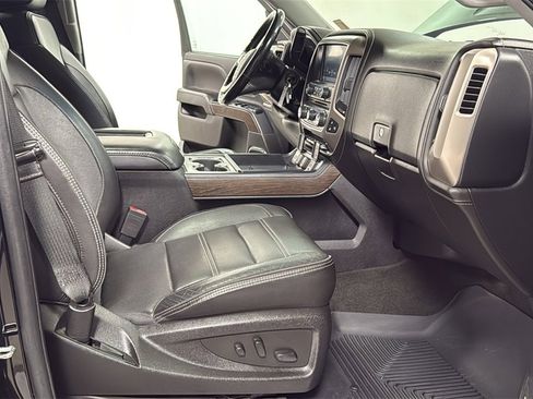 Used 2018 GMC Sierra 1500 Denali image 18